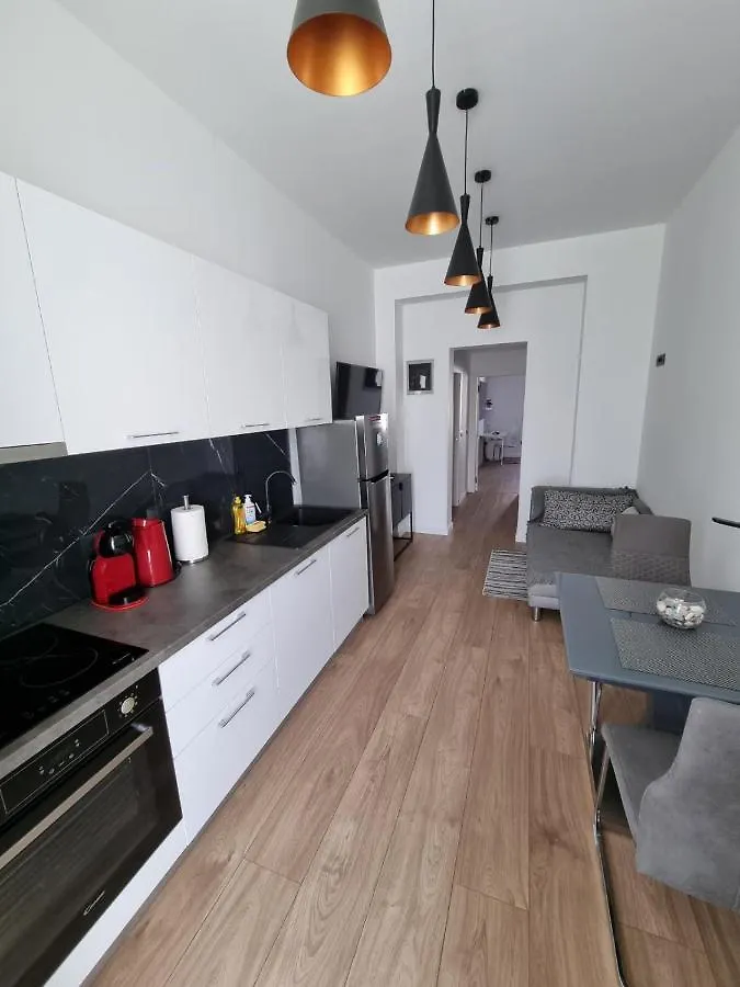 Stivi Luxury Apartments Pola